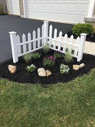 Cheap Landscaping Ideas For Your Front Yard That Will Inspire You 35 Front Yard Garden Small Front Yard Landscaping Front Yard