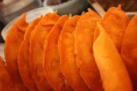 Easy Vigan Empanada Recipe Panlasang Pinoy Easy Recipes Empanadas Recipe Empanadas Filipino Recipes