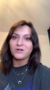 Let’s appreciate ✨growth✨ and bad face tune. #greenscreen #SummerMashup  #throwback #exposingmyself