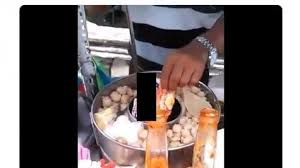Berapa penghasilan atau gaji tertinggi yang pernah kamu dapatkan? Viral Penjual Rebus Mie Instan Sekalian Bungkusnya Warganet Halo Kemenkes