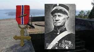 De la wikipedia, enciclopedia liberă. Krigskorset Oberst Birger Kristian Eriksen Youtube