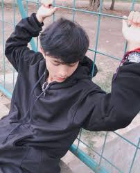 Berikutnya, kalan bisa siapkan foto tangan yang ingin diedit menjadi aesthetic, agar mempermudah lebih baik cari atau jepret foto dengan background polos. 92 Ide Tiktok Viral 2021 Artis Media Sosial Meme Hewan Lucu