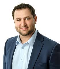 Jake Snyder's Instagram, Twitter & Facebook