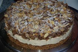 Dieser teig ist schnell der klassiker: Knusprige Eiskaffee Sahne Torte