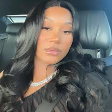 Carmelita Jeter may have an Olympic Gold Medal, but she's coming up short  in her love life. Can Steve coach her to a relationship win?