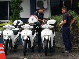 Balai Polis Gelang Patah Siaran Facebook