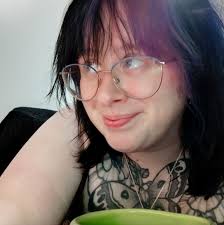 Every. Single. Time. 🪙 > find urn (empty) > look inside > it's empty