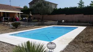 Installation Piscine Coque Polyester A Saint Jean Pres De Toulouse