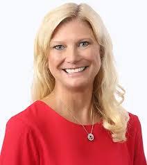 Melinda Thayer's Instagram, Twitter & Facebook