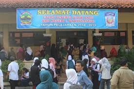 Check spelling or type a new query. Ppdb Sman 1 Karanganyar Tahun Pelajaran 2018 2019 Sman 1 Karanganyar Solo