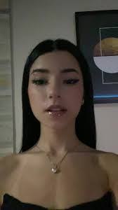 Larissa Meadows's Instagram, Twitter & Facebook