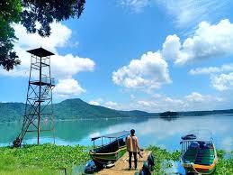 Harga tiket masuk wisata nya pun cukup murah sob yakni setiap wisatawan bakal dikenakan biaya sebesar rp. Wisata Waduk Darma Kuningan Tempat Wisata Indonesia