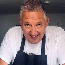 John Benson-Smith (@john.bensonsmith.10) • Facebook