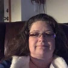 Suzanne Enslow's Instagram, Twitter & Facebook