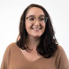 Heather Moskowitz's Instagram, Twitter & Facebook