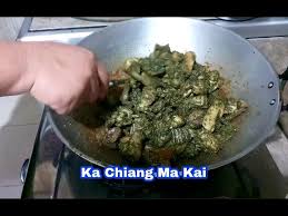 Masukkan ayam yg sdh bersih, lalu masak hingga ayam menjadi kecoklatan (tidak berair). Proses Cara Memasak Ayam Ka Chiang Ma Buat Ibu Ibu Makan Sesudah Melahirkan Youtube