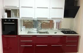 Rafların askı bölümleri ise metal parçalardan oluşabiliyor. Mutfak Dolabi Icin 62 Fikir Mutfak Dolaplari Dolaplar Mutfak