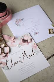 Just My Type Wedding Stationery And Wedding Invitation Design Nz Pretty Floral Invitaciones De Boda Rosada Invitaciones De Boda Campestre Tarjeta De Casamiento