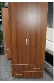 Bu durumda tek kapaklı ve iki kapaklı gardırop modelleri daha uygun fiyatlıyken dört beş ve altı kapaklı dolaplar için ise. 2 El Iki Kapakli Gardrop Ozdemir Spot