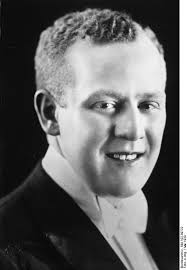 The station only plays the original music recorded and released during the 1920s, 1930s and the 1940s. British Dance Band Wikipedia