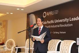 Ông tốt nghiệp cử nhân ngữ văn năm 1990 tại trường đại học tổng hợp hà nội (nay là quá trình công tác tại đại học quốc gia hà nội, ông nguyễn kim sơn được đánh giá là người có năng lực, có tầm nhìn. O19ct39pb Foim