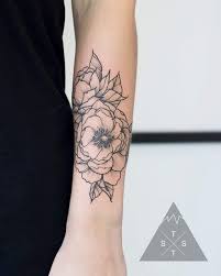 Epingle Par Indy Schenkenberg Sur Tattoo Tatouage De Rebelle Tatouage Pissenlit Tatouage Rose