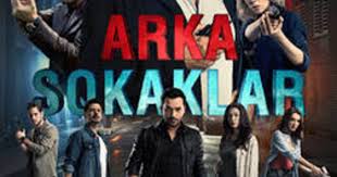 Arka sokaklar yönetmenliğini orhan oğuz'un yaptığı, yapımcılığını türker i̇nanoğlu'nun üstlendiği kanal d'de yayınlanan efsane türk yapımı polisiye televizyon dizisidir. Arka Sokaklar