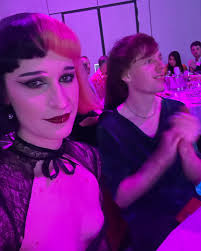 Cara Ziegler (@carolinabun) • Instagram photos and videos