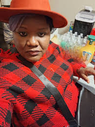 Who else loves to decorate with clothes or hat & jewelry.