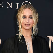 Hair color is one of the most easily identifiable traits of an in western media, blonde characters have two major symbolic associations: What Is Jennifer Lawrence S Natural Hair Color Popsugar Beauty