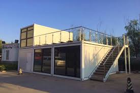 Seitlich oder an der rückseite werden fenster, weitere zugänge oder glasfronten ausgeschnitten und verfüllt. Haus Aus Container Selber Bauen