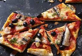 Pizza Mit Sprotten Und Chiliol Frisch Gekocht Rezept Rezepte Frisch Gekocht Chili Ol