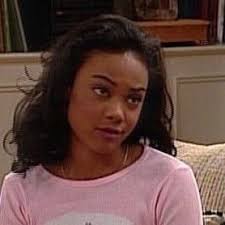 Chloe Wall (@chloewalll)