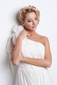 You can however look at each salon near your location before making a judgement. Bridal Hair Styling Warrington Pa Bridal Hair Salon Warrington Pa Wedding Updos Warrington Pa