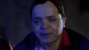 لو بدأت الساعة ١١ و ١٣ دقيقة تتفرج على فيلم جائنا البيان التالي .. الساعة  ١٢ بالضبط هتبدا السنة الجديدة وانا بقولك هابي نيو يير بوست كل سنة ولو ربنا  ادالنا عمر