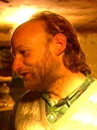 Serial killer Robert Pickton, who brought victims to pig farm, dead after  prison assault