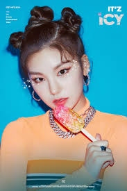Itzy It Z Icy Yeji Teaser Photos Itzy Kpop Kpop Girl Groups