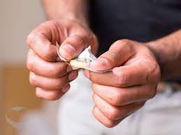 How to use condoms - Tips for Male & Female condoms | Love Matters