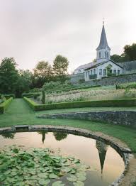 Jardins De Barbirey Bourgogne Chateau Jaune Pivoine Peter And Veronika Photography Pivoine Chateau Jardins