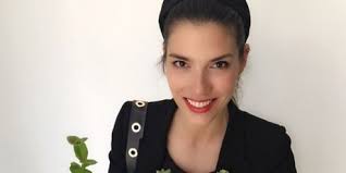 Sandra Perković u maloj crnoj haljini obožavatelje ostavila u čudu i  dokazala da se bome zna dotjerati!