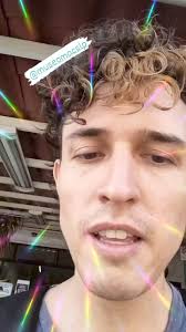 Edgar Tarango durante la charla de arte e inteligencia artificial ¿Qué  opinas? #IA #museomac