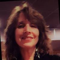 Darlene Arroyo's Instagram, Twitter & Facebook