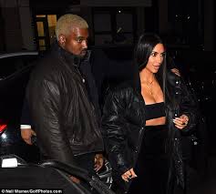 12,283 valentine surprise free videos found on xvideos for this search. Kim Kardashian And Kanye West Grab Valentine S Day Meal Daily Mail Online