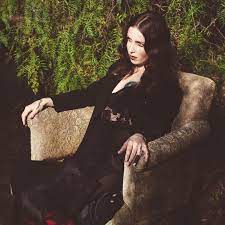 instagram chelsea wolfe style stage outfits