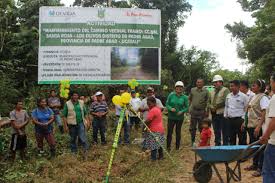 Ucayali Camino Vecinal Beneficiara A Mas De 400 Familias De La Comunidad Nativa De Santa Rosa Noticias Devida