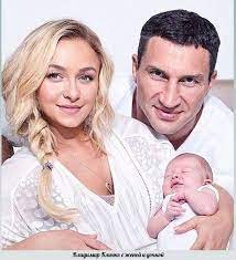 Мэр киева виталий кличко снова оказался в центре внимания общественности. Zhena Vladimira Klichko Hajden Panetteri Foto Biografiya