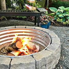 But more than a place, the bottom of a fire pit needs to be composed of materials that help the fuelwood ignite. 12 Free Fire Pit Plans