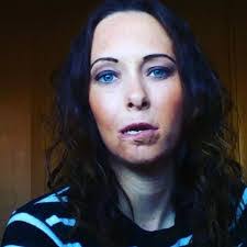 Danielle Lake's Instagram, Twitter & Facebook