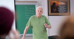 Popular UVa-Wise professor announces his retirement after 54-year teaching  career