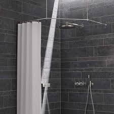 Das ist besonders für kleinere bäder wichtig, oder dort, wo man dachschrägen beachten muß. Duschstange Fur Eckbadewanne Dusche Badewanne Vorhang